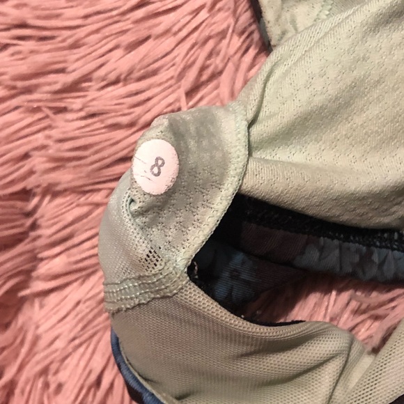 Lululemon sports bra - Picture 5 of 5